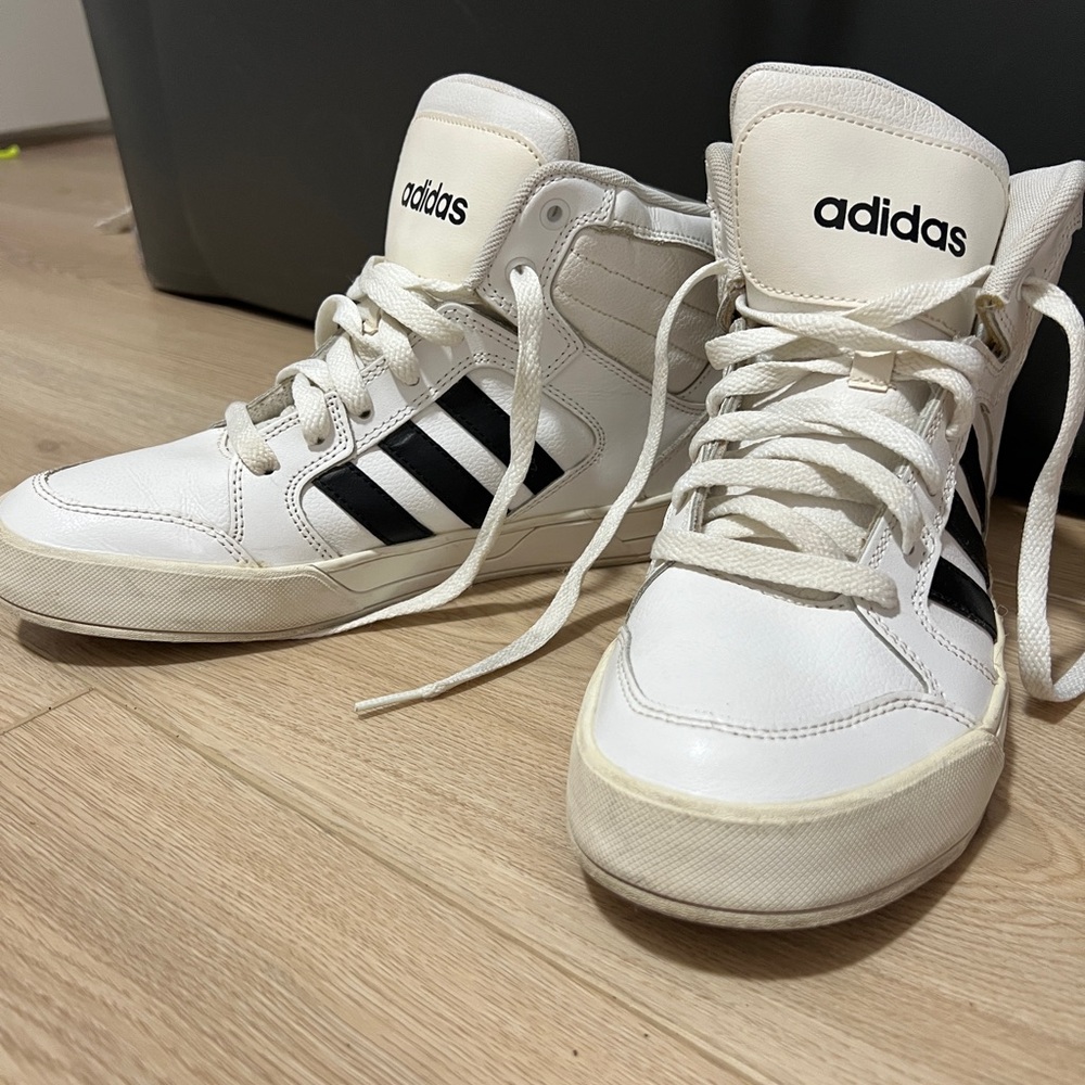 Adidas NEO Cloudfoam Raleigh mid White with Black Stripes